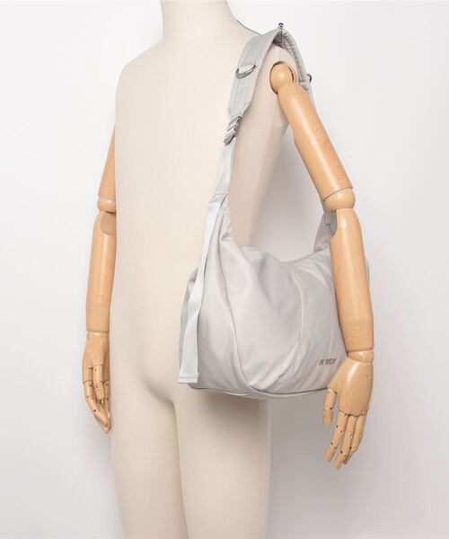 さらに100円引き◆NERDY◆HOBO CROSS BAG ノルディ NERDY HOBO CROSS BAG （LIGHT GRAY） ホーボークロス