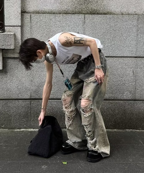 Ressaca（レサーカ） ワイドパンツ ジーンズ ダメージ加工ワイドデニム