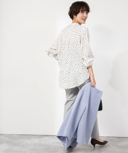 シャツ ブラウス 袖口シャーリングドットプリントブラウス 
