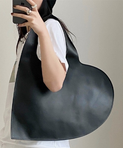 SEN TOKYO ショルダーバッグ バッグ 甘さを抑えたモダンバッグ。PU 