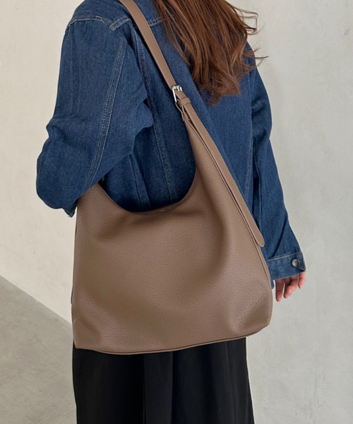 A4可 美品 VALEXTRA レザー マイロゴ 2WAY ショルダーバッグ 紺 2WAY】スクエアレザーショルダーバッグ｜BIGI online store