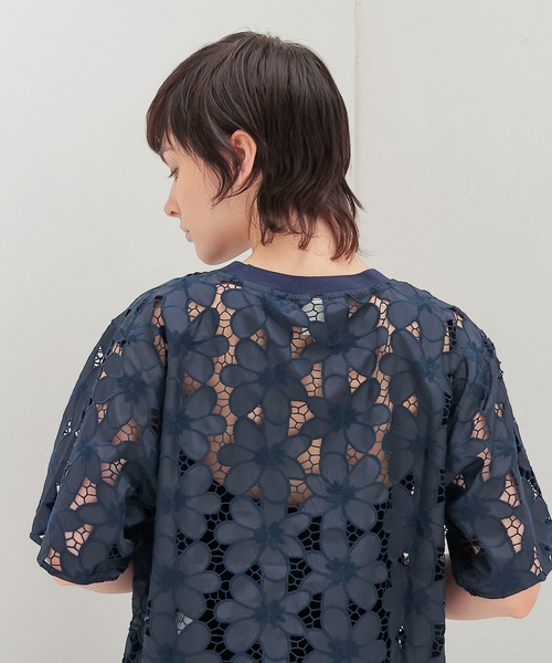 BAUM UND PFERDGARTEN tシャツ / MANUELA Flower Lace(フラワー