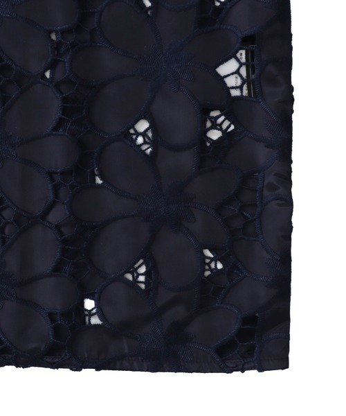 tシャツ BAUM UND PFERDGARTEN / MANUELA Flower Lace(フラワーレースハーフスリーブブラウス 24012) レ BAUM UND PFERDGARTEN tシャツ / MANUELA Flower Lace(フラワー