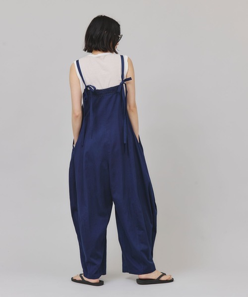 【新品未使用】Curensology ⋆* サテンタックサロペットパンツ Curensology オールインワン Curensology(カレンソロジー
