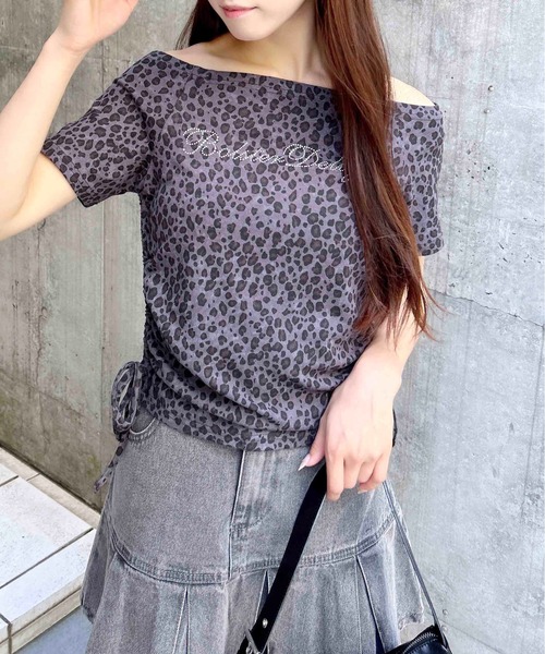 トップス 1112 INGNI tシャツ ラインストーンロゴサイドギャザーオフショルリブ