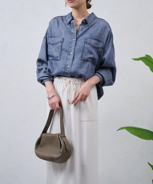 Jena espace merveilleux（ジェナ エスパスメルヴェイユ） ブラウス