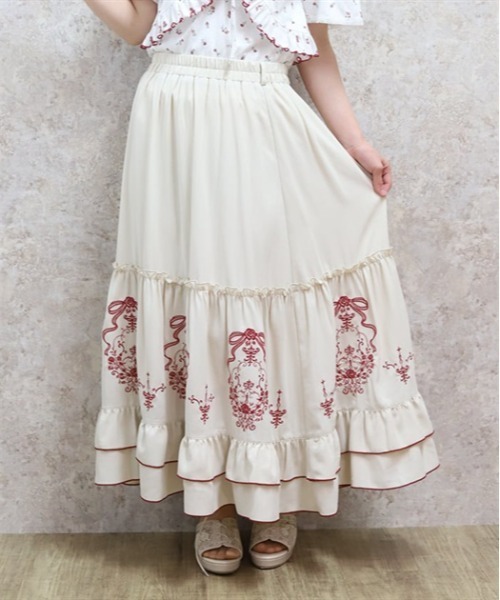 axes femme(アクシーズ ファム) スカート リボン×ブーケ刺繍スカート axes femme(アクシーズ ファム) スカート リボン×ブーケ刺繍スカート