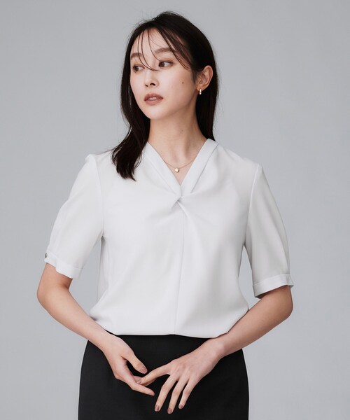 UNTITLED  トップス  Mサイズ UNTITLED トップス Mサイズ UNTITLED tシャツ 「コットン／8色