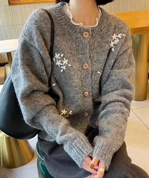 DIAVEL ニット セーター 「限定カラー」金木犀刺繍モヘア風