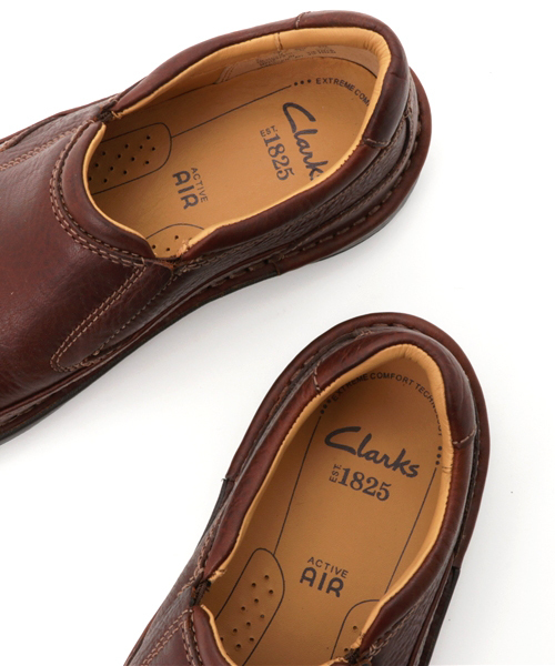 Clarks（クラークス） スリッポン Nature Easy / ネイチャーイージー 
