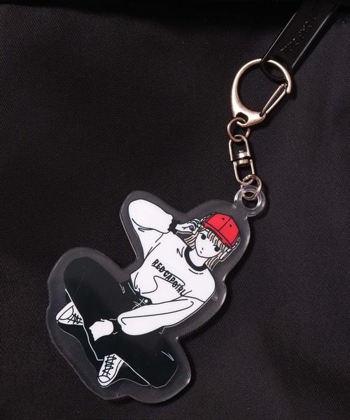 B&#39;z Tシャツリメイクバック　juice  キーホルダー付き RED CAP GIRL ショルダーバッグ (LG)「Red Cap Girl」アクリル