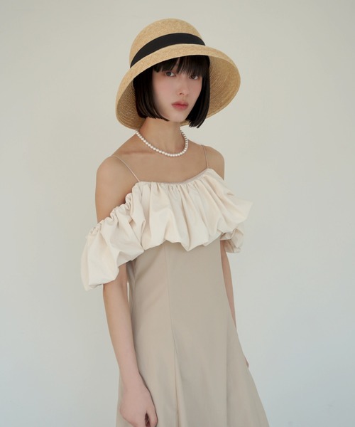 eimy istoire ワンピース ギャザーフリルオフショルワンピース