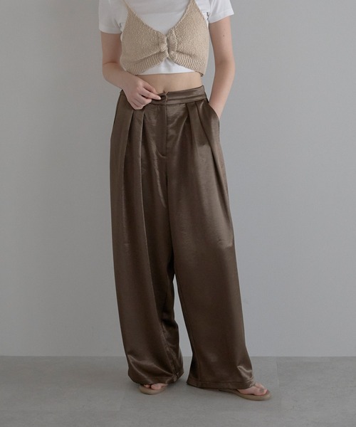 【Khaite】 Felton high-riseサテンワイドレッグパンツ MINERTE パンツ 「MINERTE」satin wide pants / サテンワイド
