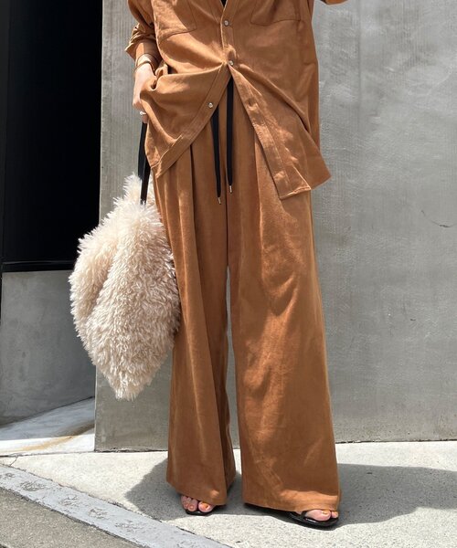 DouDou（ドゥドゥ） パンツ スウェードタックパンツ レディース