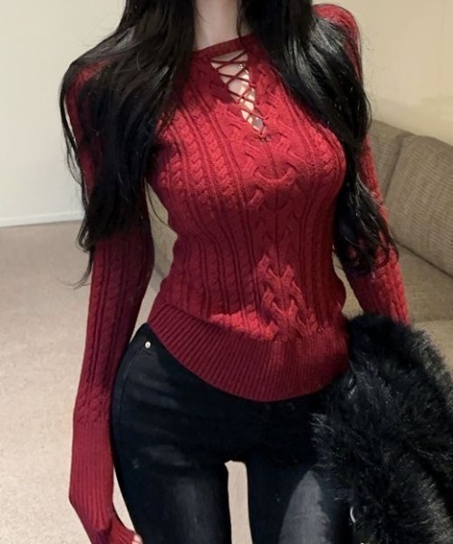 ViViDAY ニット セーター フロントストラップケーブル編みニット