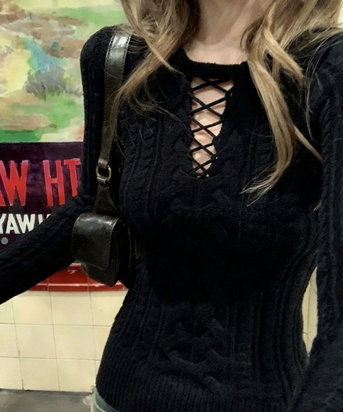 ViViDAY ニット セーター フロントストラップケーブル編みニット