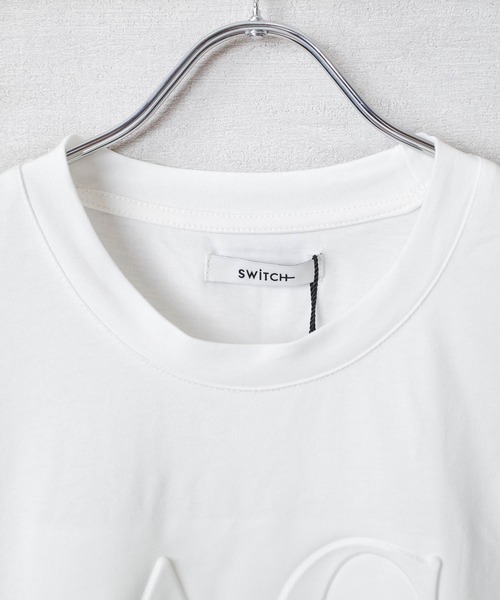 新品タグ付き　M'S GRACY エンボスロゴ Tシャツ ホワイト カットソー tシャツ 「W」「it」「ARC」「SWITCH by ARCH」エンボス ロゴ Tシャツ