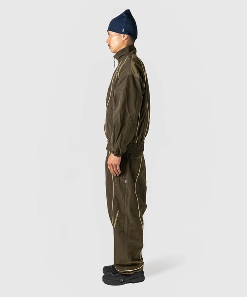 Chocolate Jesus パンツ CJ PERFORMANCE TRACK PANTS メンズ