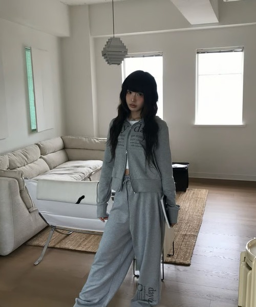 DAYDAY seoul パーカー カテゴリーロゴダブルジップフーディー