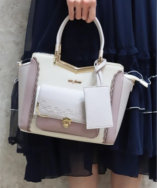 axes femme（アクシーズ ファム） ボストンバッグ エンボスフラップ