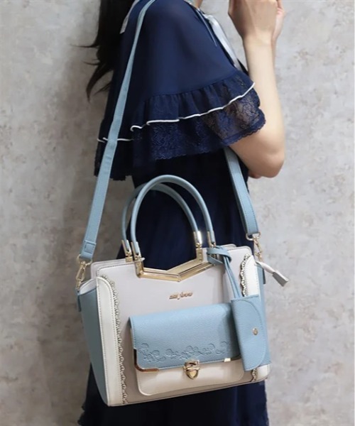 axes femme（アクシーズ ファム） ボストンバッグ エンボスフラップ