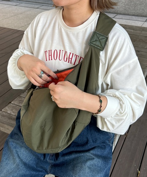 orYANY★関税込 ガルフッドラウンドショルダー_2色 フラットニー プットオンポケット – ショルダーバッグ – 土屋鞄