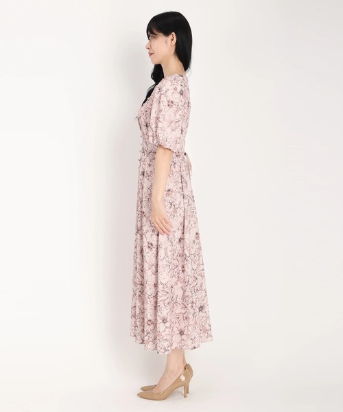 【美品】ストロベリーフィールズ ♡花柄 フラワープリントワンピース ストロベリーフィールズ 花柄 婚活 勝負服 フラワープリント
