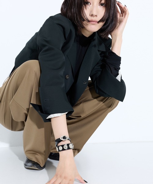 TOGA TOO　トーガトゥ　コンチョレザーバングル TOGA TOO/トーガトゥ】Concho leather bangle/コンチョレザー
