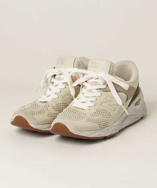 新品　New Balance レディース スニーカー ベージュ　23.5 New Balance（ニューバランス） ローカットスニーカー 23.5cm ベージュ