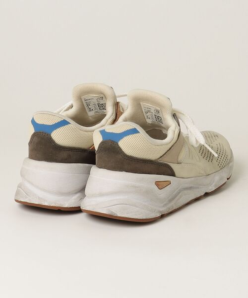 New Balance（ニューバランス） ローカットスニーカー 23.5cm ベージュ