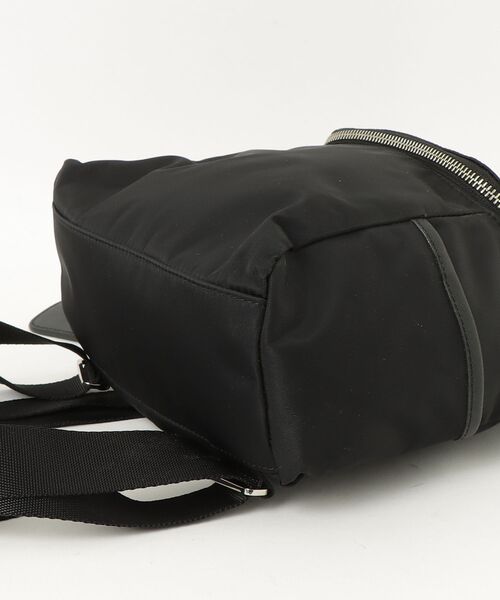 【新品】agnes b. VOYAGE 黒　軽量　防水　旅行　PC　　リュック agnes b． VOYAGE 「agnes VOYAGE」 リュック - ブラック レディース