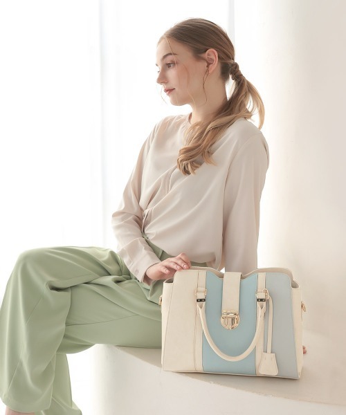 新品Clelia☆ハンドバッグ2way クレリア Clelia レディース ハンドバッグ 2way ハーフムーン