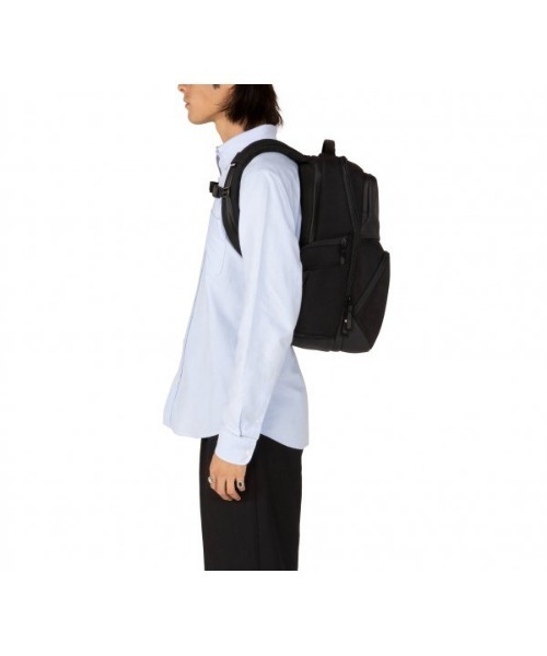 バッグ Incase A.R.C Commuter Pack(Black) Amazon.com: Incase A.R.C. Commuter Backpack 26L – Work and
