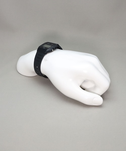 CASIO（カシオ） 腕時計 CASIO CLASSIC / F-91WB-1AJF メンズ