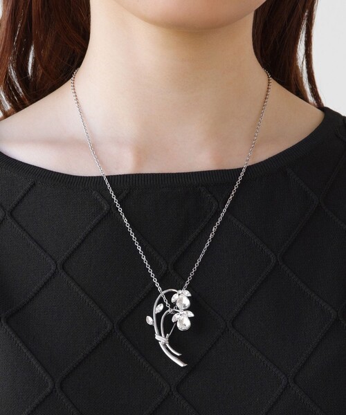 国内配送★TOCCA★リング＆フラワーモチーフ ブローチネックレス TOCCA ブローチ RIBBON＆FLOWER BROOCH NECKLACE 2セット