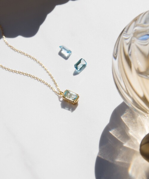 【クラスアップが叶うアイテム★】トッカ ネックレス WEB＆数量限定】PIECE OF FLOWER NECKLACE K18 ロンドンブルー