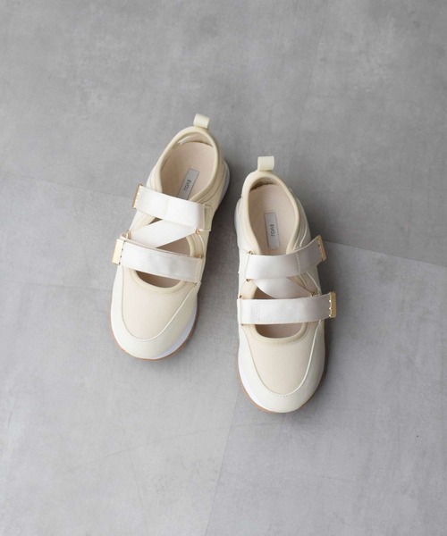 EVOL（イーボル） スニーカー 「軽量・柔らかい」クロスベルト