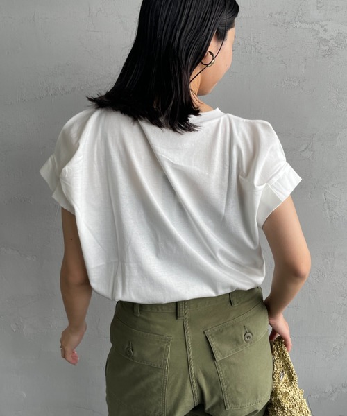 新品タグ付き　ミズイロインド　フリルスリーブ　クルーネックカットソー mizuiro ind フリルスリーブクルーネックプルオーバー
