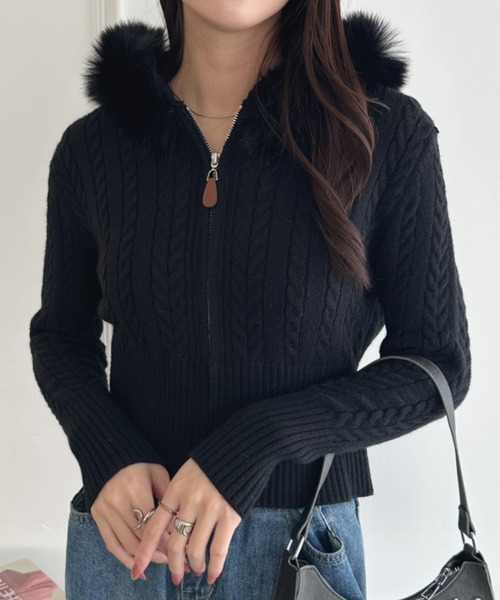 カーディガン ファーフード付きケーブルニットジップカーディガン