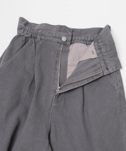 KBF（ケービーエフ） パンツ フリルウエストツイルパンツ レディース
