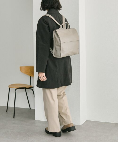 ear PAPILLONNER（イア パピヨネ） デイバック リュック 「本革/A4