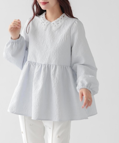 Fit more（フィットモア） ジャガードレース襟ペプラムトップス
