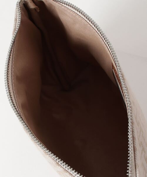 IACUCCI（イアクッチ） ショルダーバッグ FREE キャメル レディース