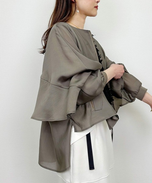 極美品！gypsohila フリルブルゾン LUGIVA（ルギヴァ） ブルゾン アウター バックギャザーフリルブルゾン