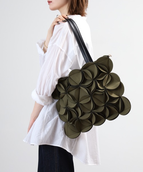 専用です☆リナシメント 花モチーフ2wayバッグ Crossi ショルダーバッグ バッグ 花モチーフボンディング2WAYバッグ