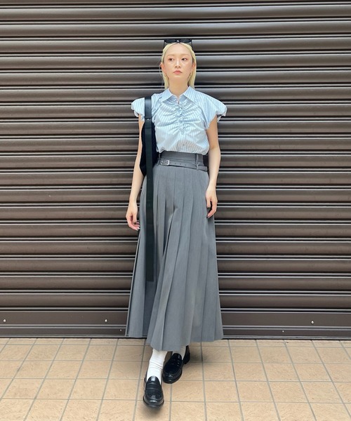 スカート MEDI LOW BELT PLEATS SKIRTの画像