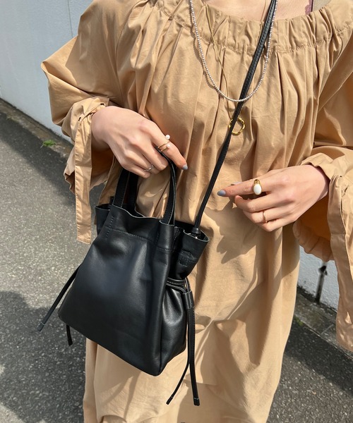 SHENERY ショルダーバッグ バッグ レザー巾着ショルダーバッグ