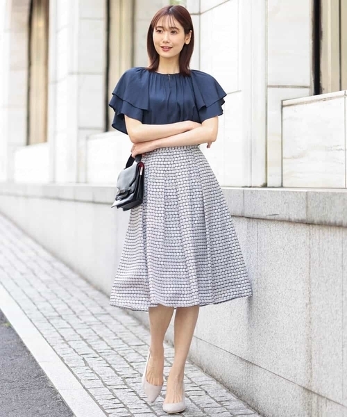 OFUON（オフオン） スカート カラースクエアプリントタックスカート