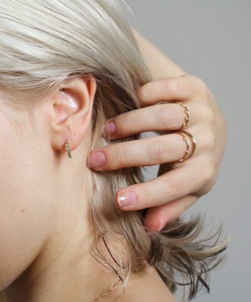 ピアス ペリドット スナップ フープ ピアス | K10YG レディースの画像