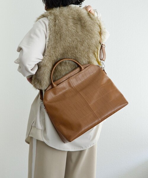 イアパピヨネ　バッグ　本革　ボストン　トート　　軽量　ブラウン系　赤茶　山羊革 ear PAPILLONNER（イア パピヨネ） ボストンバッグ 「本革/2way/A4